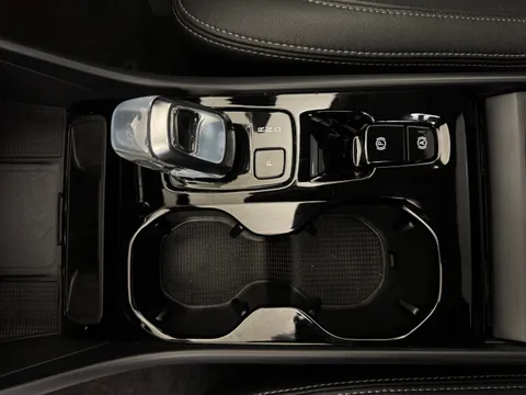 RA74DFE Volvo XC40 2.0 B3P Ultra Dark 5dr Auto Thumbnail #14