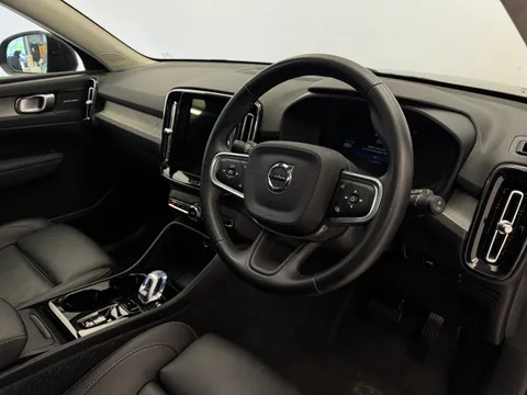 RA74DFE Volvo XC40 2.0 B3P Ultra Dark 5dr Auto Thumbnail #20