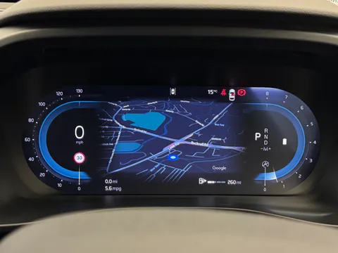 RA74DFE Volvo XC40 2.0 B3P Ultra Dark 5dr Auto Thumbnail #28