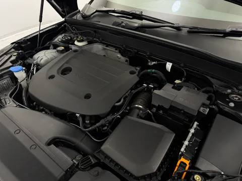 RA74DFE Volvo XC40 2.0 B3P Ultra Dark 5dr Auto Thumbnail #29
