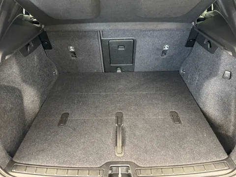 RA74DFE Volvo XC40 2.0 B3P Ultra Dark 5dr Auto Thumbnail #30