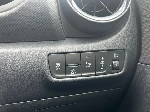 DU22XBE Hyundai Kona 1.0 TGDi 48V MHEV N Line 5dr Thumbnail #20