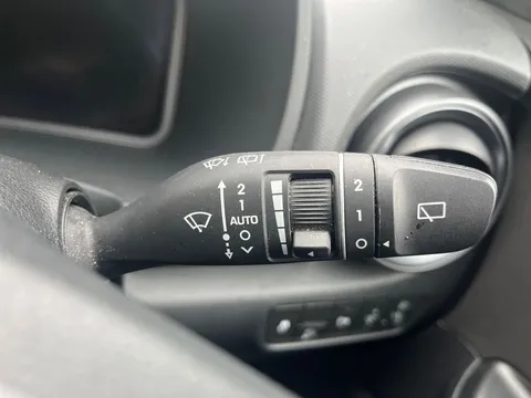 DU22XBE Hyundai Kona 1.0 TGDi 48V MHEV N Line 5dr Thumbnail #24