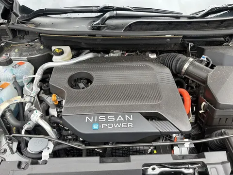 DV75SZU Nissan Qashqai 1.5 E-Power Tekna 5dr Auto Thumbnail #10