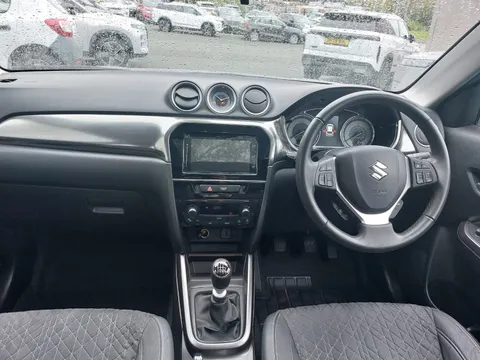 DX21OVB Suzuki Vitara 1.4 Boosterjet 48V Hybrid SZ5 5dr Thumbnail #15