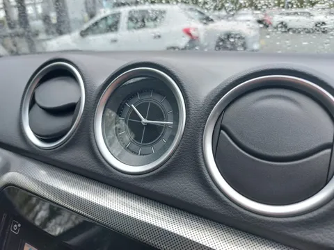 DX21OVB Suzuki Vitara 1.4 Boosterjet 48V Hybrid SZ5 5dr Thumbnail #26