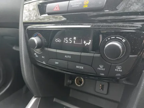 DX21OVB Suzuki Vitara 1.4 Boosterjet 48V Hybrid SZ5 5dr Thumbnail #27