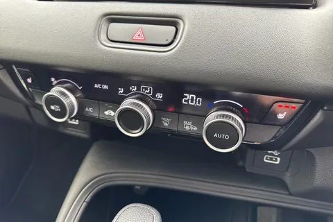 DC23UPA Honda Hr-V 1.5 eHEV Elegance 5dr CVT Thumbnail #19