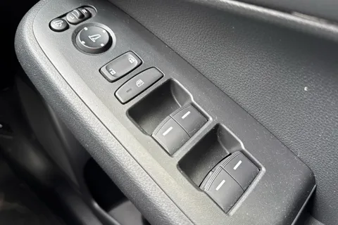 DC23UPA Honda Hr-V 1.5 eHEV Elegance 5dr CVT Thumbnail #24