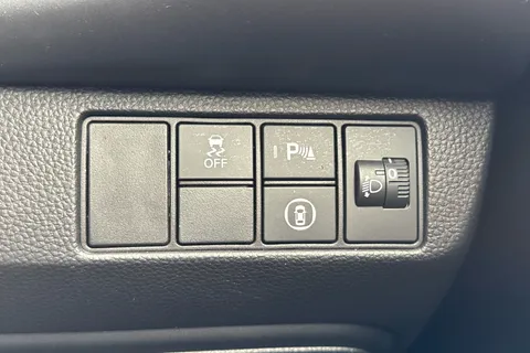 DC23UPA Honda Hr-V 1.5 eHEV Elegance 5dr CVT Thumbnail #25