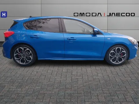 EA20YCH Ford Focus 2.0 EcoBlue ST-Line X 5dr Auto Thumbnail #9