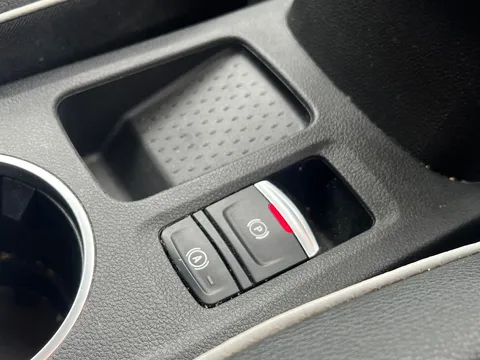 DV22KRX Renault Captur 1.6 E-TECH Hybrid 145 S Edition 5dr Auto Thumbnail #21