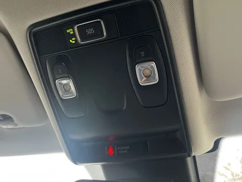 DV22KRX Renault Captur 1.6 E-TECH Hybrid 145 S Edition 5dr Auto Thumbnail #24