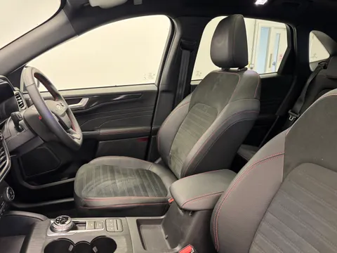 DP23XHM Ford Kuga 2.5 PHEV ST-Line X Edition 5dr CVT Thumbnail #11