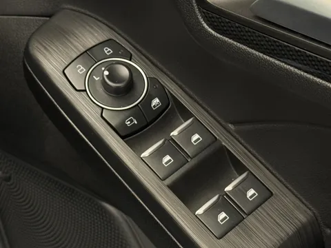 DP23XHM Ford Kuga 2.5 PHEV ST-Line X Edition 5dr CVT Thumbnail #20