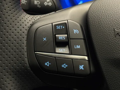 DP23XHM Ford Kuga 2.5 PHEV ST-Line X Edition 5dr CVT Thumbnail #22