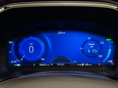 DP23XHM Ford Kuga 2.5 PHEV ST-Line X Edition 5dr CVT Thumbnail #28