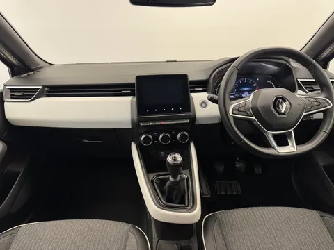 DY72NDL Renault Clio 1.0 TCe 90 Techno 5dr Thumbnail #11