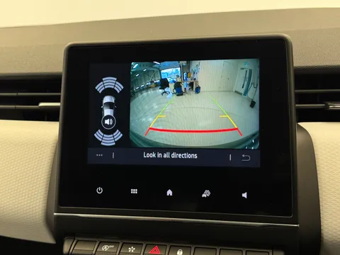 DY72NDL Renault Clio 1.0 TCe 90 Techno 5dr Thumbnail #26