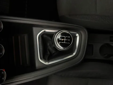 SG70OUN Renault Clio 1.0 TCe 100 Iconic 5dr Thumbnail #15