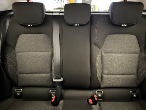 SG70OUN Renault Clio 1.0 TCe 100 Iconic 5dr Thumbnail #16