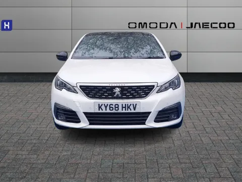 KY68HKV Peugeot 308 1.2 PureTech 130 GT Line 5dr EAT8 Thumbnail #4