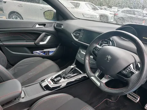 KY68HKV Peugeot 308 1.2 PureTech 130 GT Line 5dr EAT8 Thumbnail #12