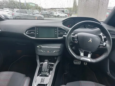 KY68HKV Peugeot 308 1.2 PureTech 130 GT Line 5dr EAT8 Thumbnail #3