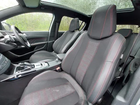 KY68HKV Peugeot 308 1.2 PureTech 130 GT Line 5dr EAT8 Thumbnail #15