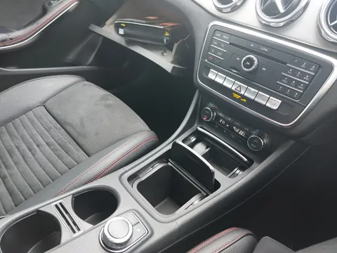 YR69VZF Mercedes-Benz Gla GLA 200 AMG Line Edition 5dr Auto Thumbnail #18