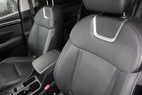 DS71LKF Hyundai Tucson 1.6 TGDi Ultimate 5dr 2WD Thumbnail #14