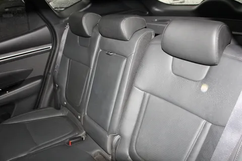 DS71LKF Hyundai Tucson 1.6 TGDi Ultimate 5dr 2WD Thumbnail #18