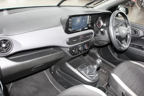 MK72NYW Hyundai i10 1.2 MPi SE Connect 5dr Thumbnail #12