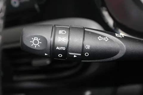 MK72NYW Hyundai i10 1.2 MPi SE Connect 5dr Thumbnail #23