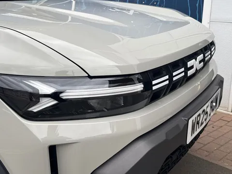 WR25BUW Dacia Duster 1.2 TCe 130 Extreme 5dr 4X4 Thumbnail #21