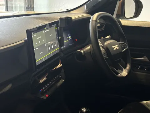 WR25BUW Dacia Duster 1.2 TCe 130 Extreme 5dr 4X4 Thumbnail #33