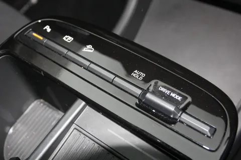 MA75BCZ Hyundai Tucson 1.6T Hybrid N Line S 5dr Auto Thumbnail #31