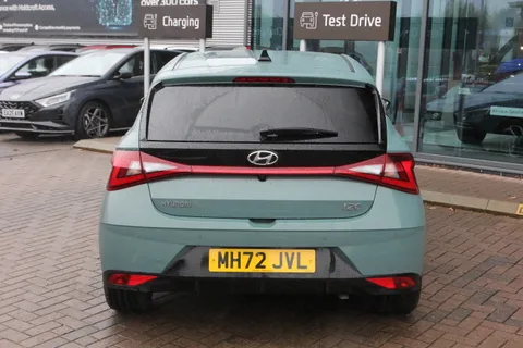 MH72JVL Hyundai i20 1.0T GDi 48V MHD Premium 5dr DCT Thumbnail #30