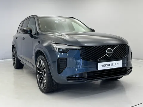 RF74UNL Volvo XC90 2.0 B5P Ultra Dark 5dr AWD Geartronic Thumbnail #1