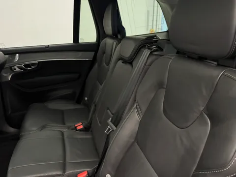 RF74UNL Volvo XC90 2.0 B5P Ultra Dark 5dr AWD Geartronic Thumbnail #10