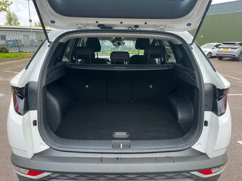 MK24PMU Hyundai Tucson 1.6 TGDi SE Connect 5dr 2WD Thumbnail #15