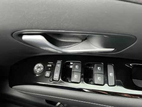 MK24PMU Hyundai Tucson 1.6 TGDi SE Connect 5dr 2WD Thumbnail #19