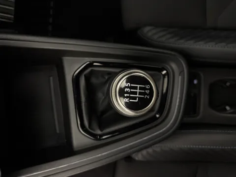 BT74XYV Renault Clio 1.0 TCe 90 Esprit Alpine 5dr Thumbnail #15