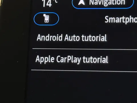 BT74XYV Renault Clio 1.0 TCe 90 Esprit Alpine 5dr Thumbnail #25