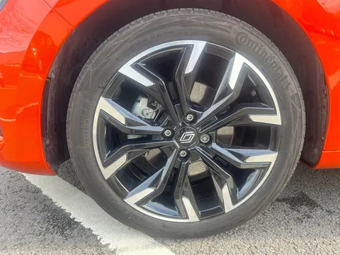 BL74ZJV Renault Clio 1.6 E-TECH full hybrid 145 Techno 5dr Auto Thumbnail #30