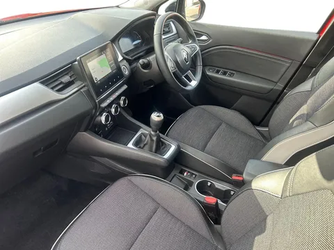 HN24GVG Renault Captur 1.0 TCE 90 Techno 5dr Thumbnail #5