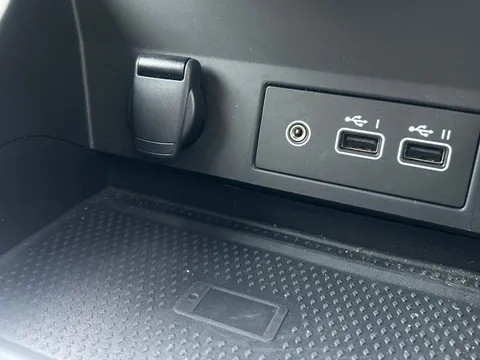 HN24GVG Renault Captur 1.0 TCE 90 Techno 5dr Thumbnail #20