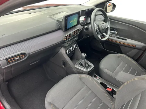 BK22EFP Dacia Sandero Stepway 1.0 TCe Prestige 5dr CVT Thumbnail #5