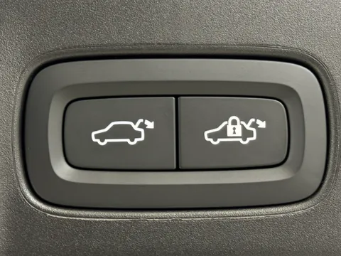 DN75ZTE Volvo V90 2.0 T6 [350] PHEV Plus Dark 5dr AWD Auto Thumbnail #10