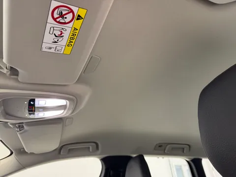 DN75ZTE Volvo V90 2.0 T6 [350] PHEV Plus Dark 5dr AWD Auto Thumbnail #16